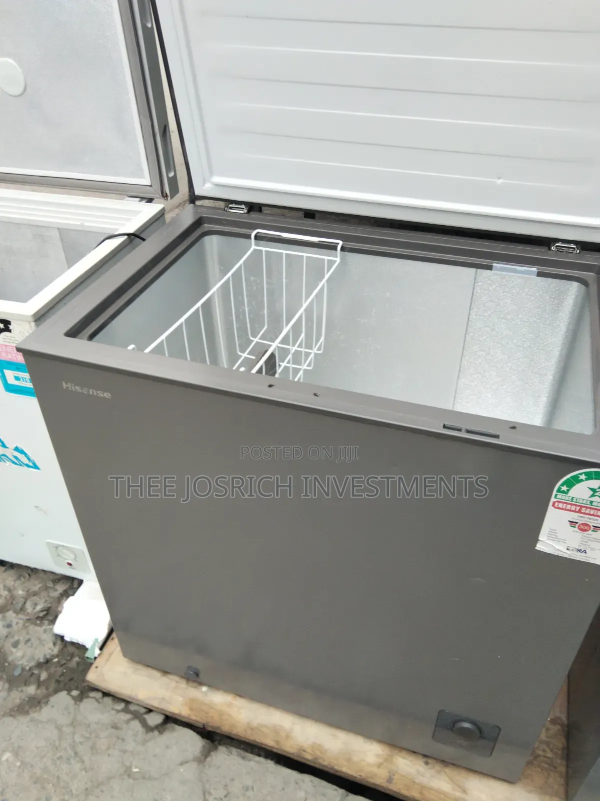 Hisense 150 Litres Chest Freezer - 2